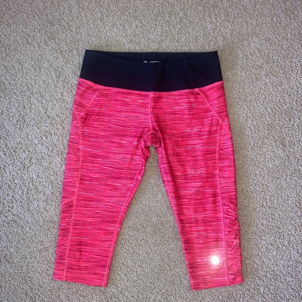 MPG Capri leggings